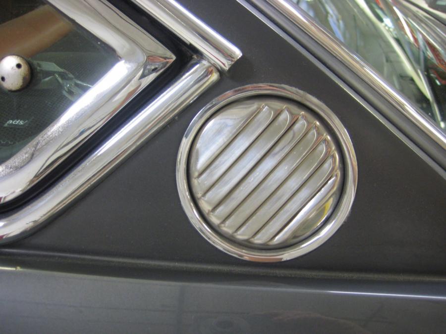  Lamborghini Islero S 2+2 Coupe 1969 года  (фото 2 из 16)